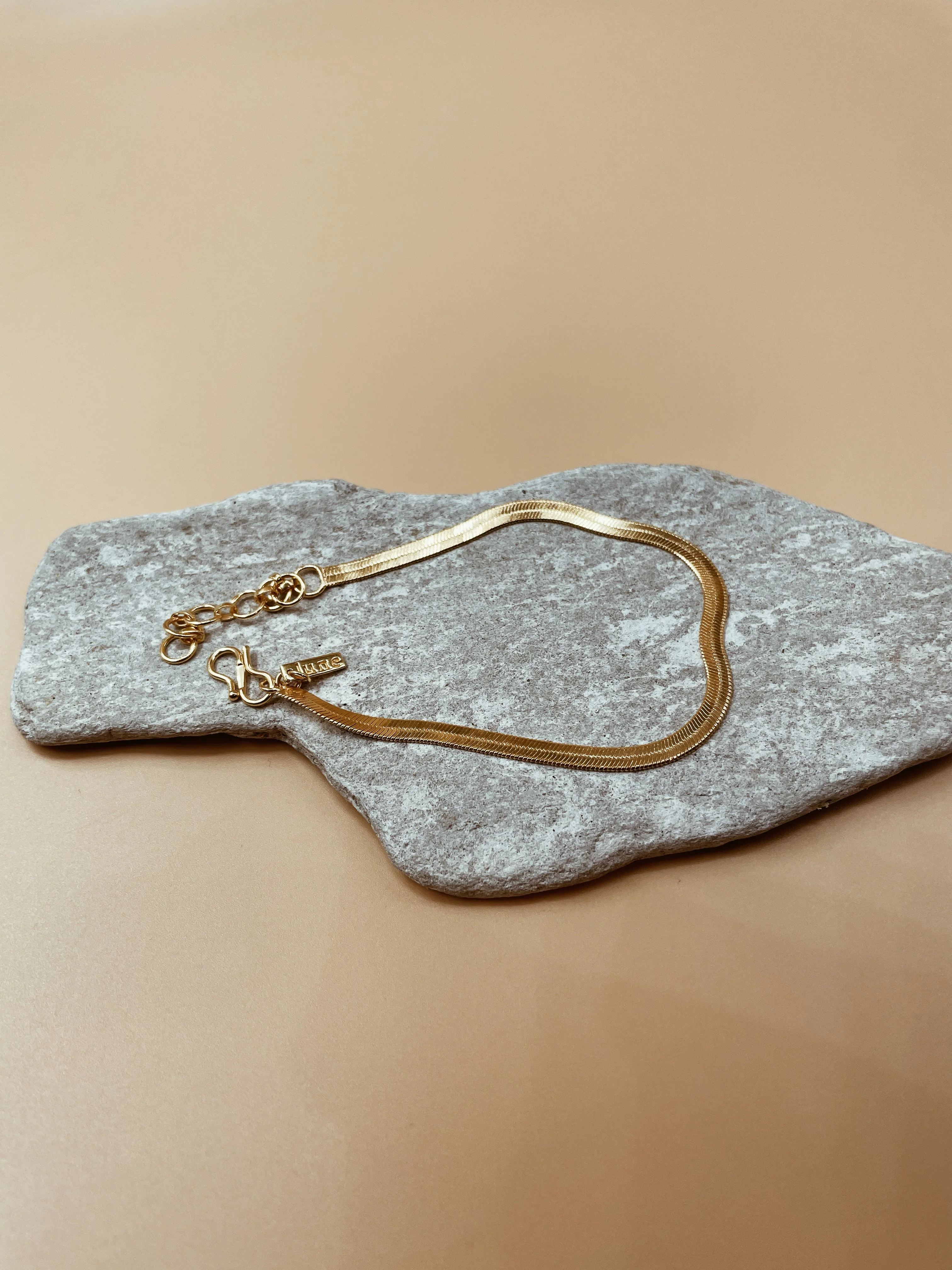 products.gallery.thumbnail_alt